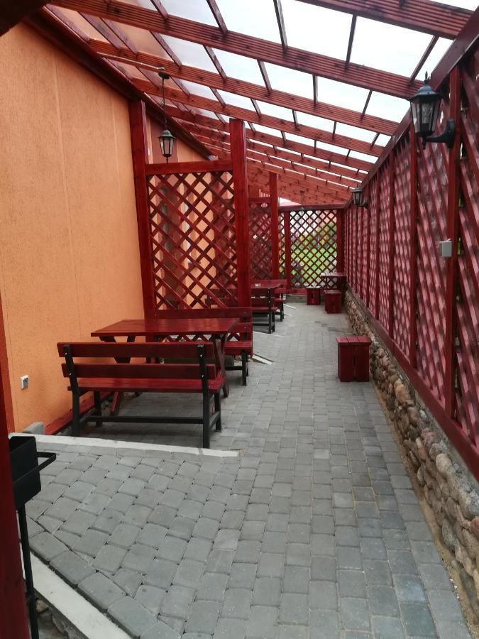 奥兹斯米特纳酒店 斯米尔泰内 外观 照片